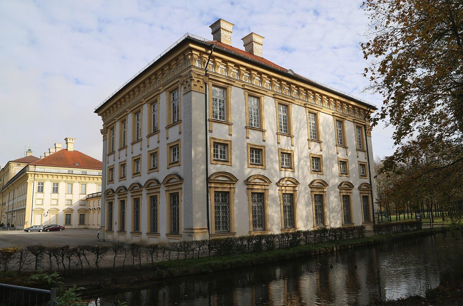 Neues Schloss Schleißheim – Südwest-Fassade zum Garten
